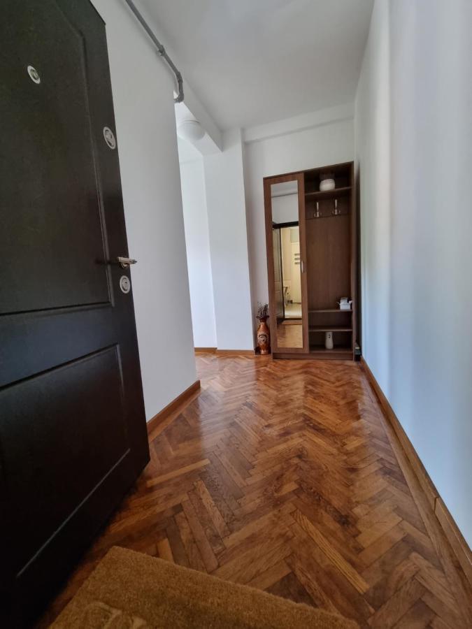 Toma Boutique Appartement Braşov Buitenkant foto