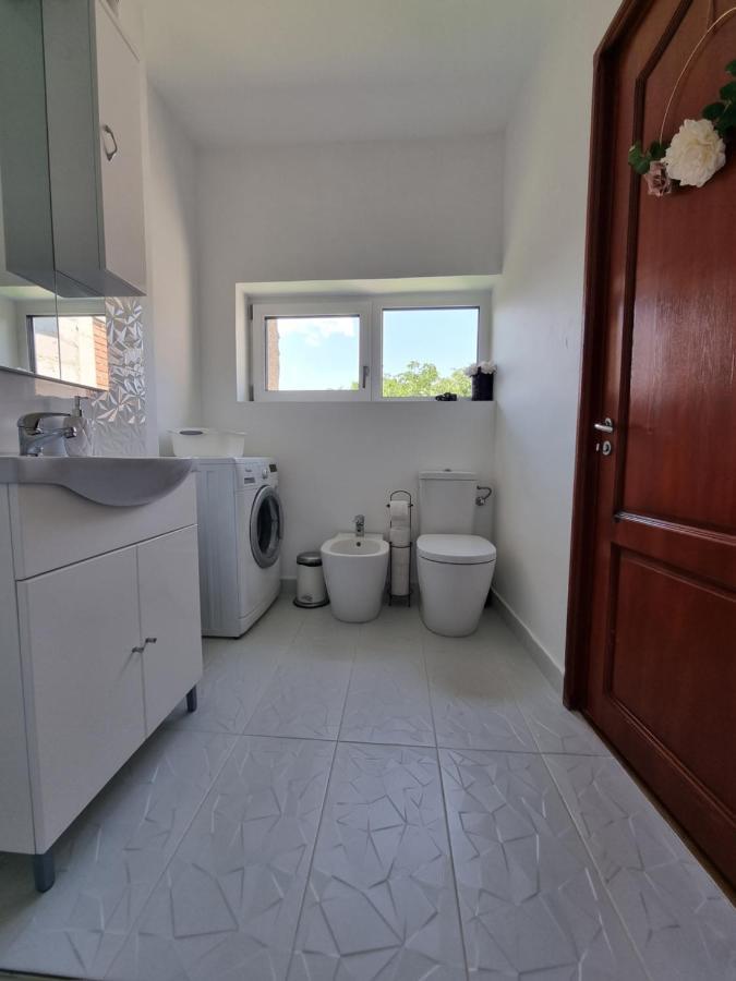 Toma Boutique Appartement Braşov Buitenkant foto