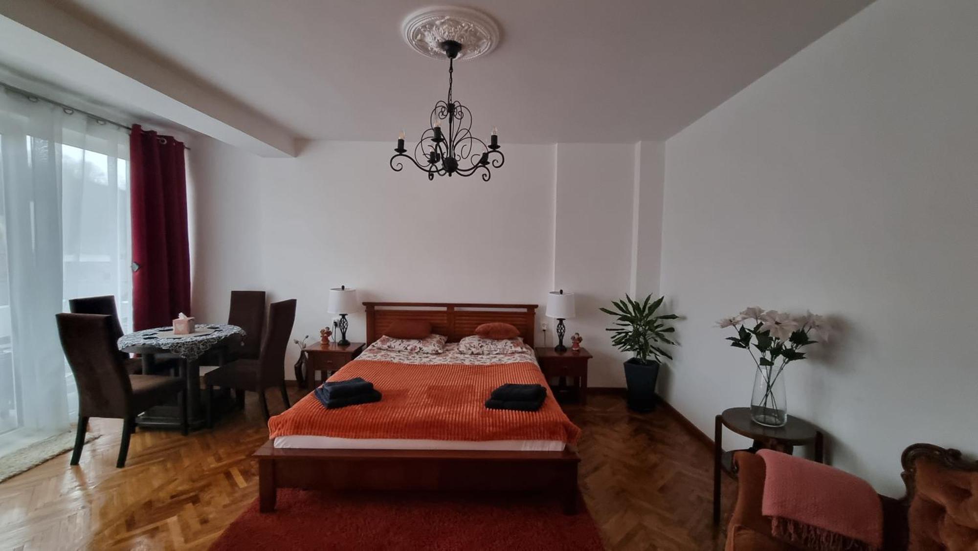 Toma Boutique Appartement Braşov Buitenkant foto