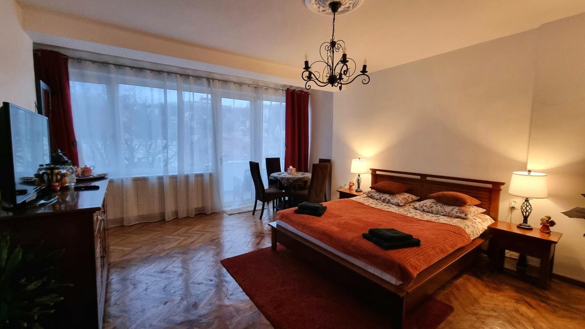 Toma Boutique Appartement Braşov Buitenkant foto