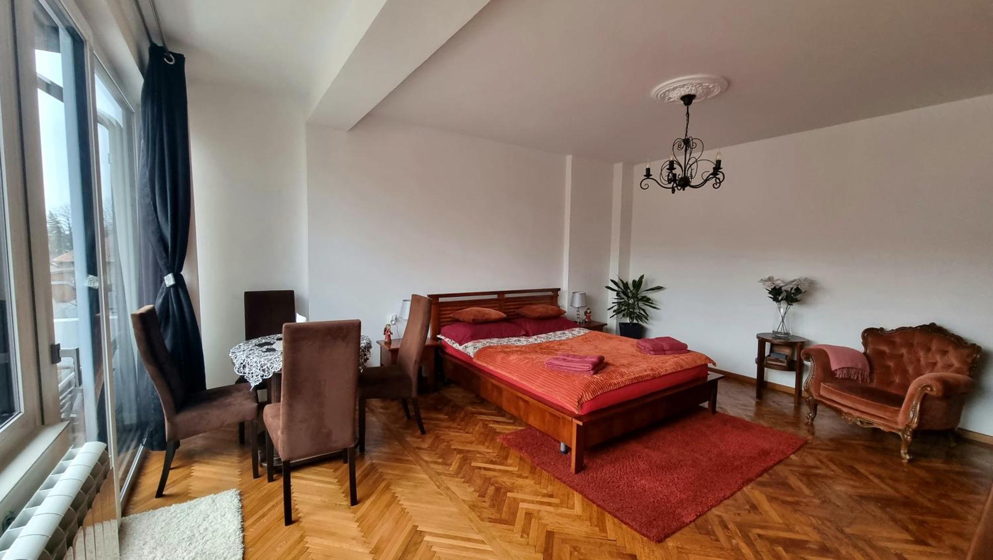 Toma Boutique Appartement Braşov Buitenkant foto
