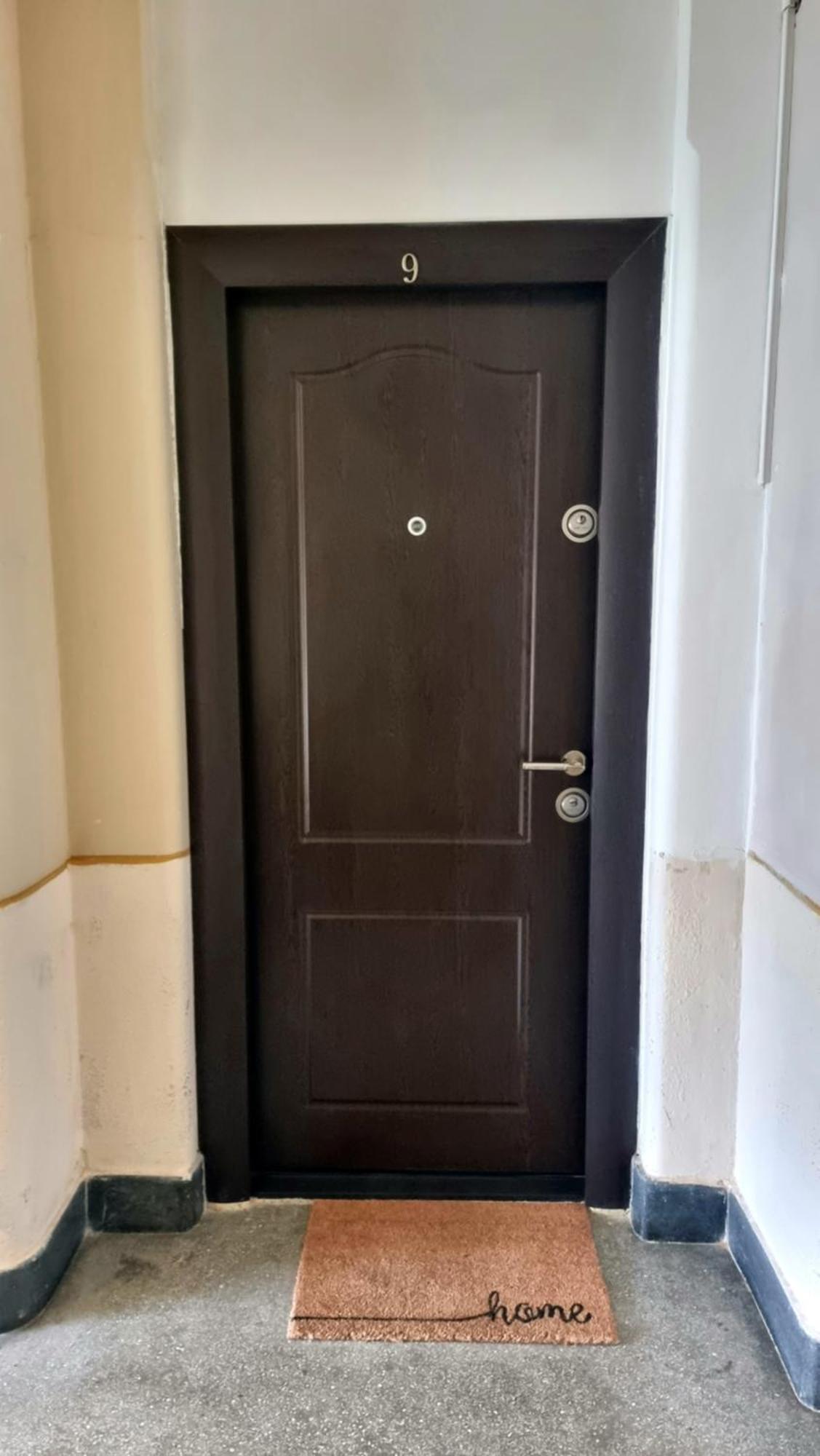 Toma Boutique Appartement Braşov Buitenkant foto