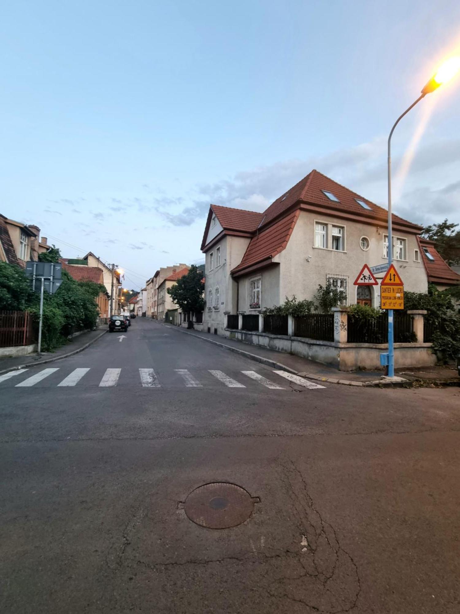 Toma Boutique Appartement Braşov Buitenkant foto